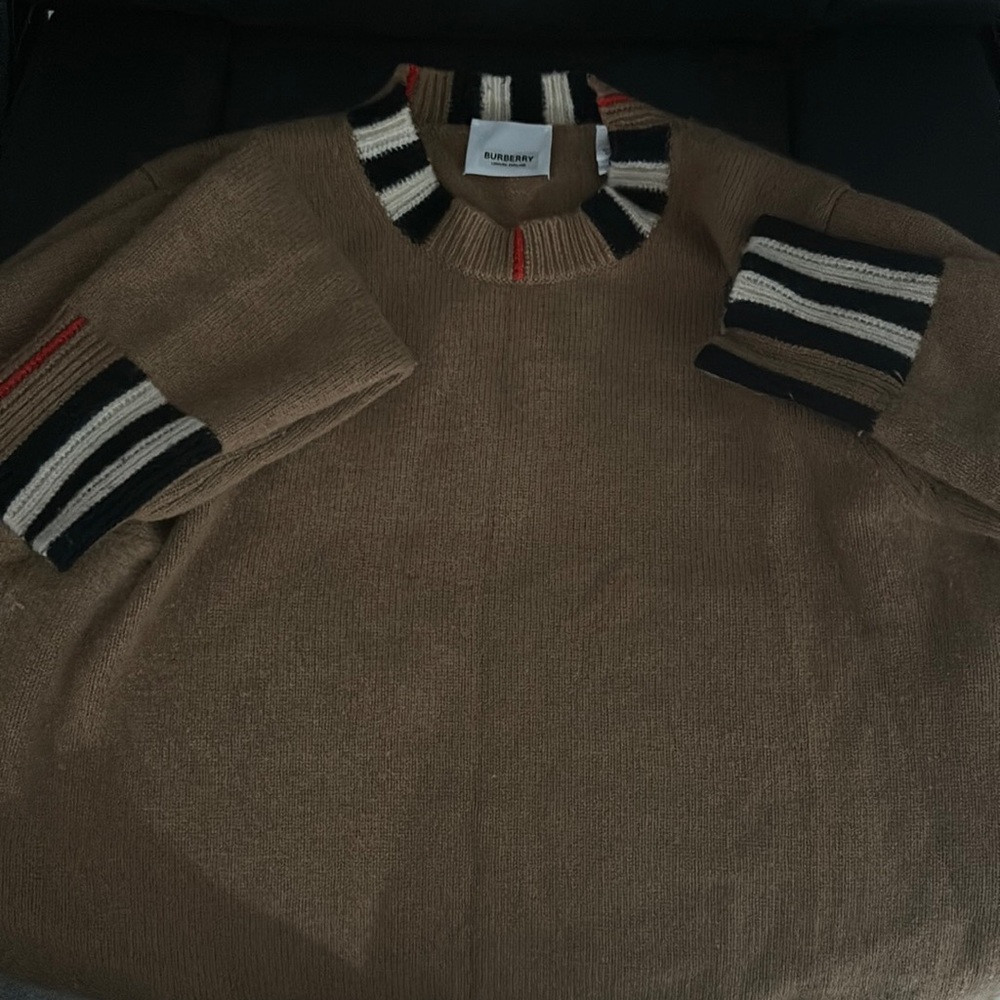Warm Wool Burberry CrewNeck